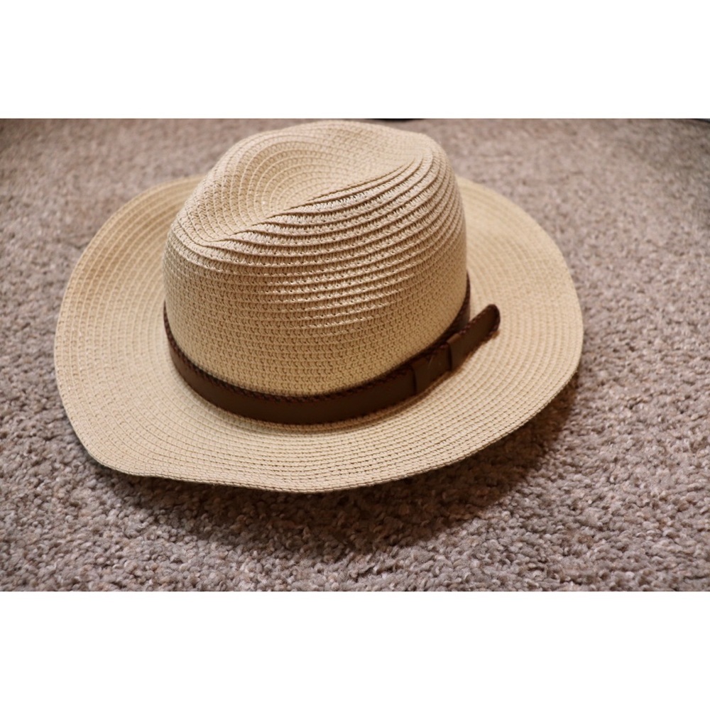 Straw Fedora Hat NWOT